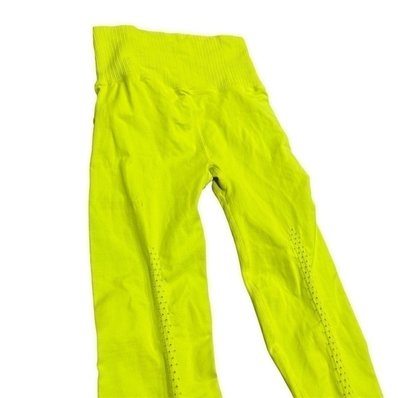 NWOT Free People Good Karma Leggings / High-Rise 7/8 Length / Neon Yellow / XS/S - Picture 6 of 13
